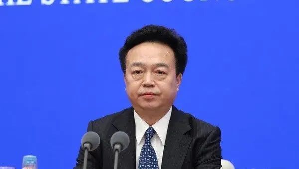 炒股配资平台排名 重庆两江新区管委会副主任、公安分局局长罗仑被查